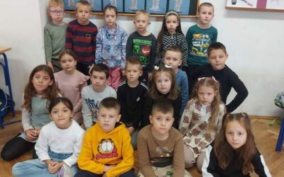 Dan sjećanja na žrtvu Vukovara i Škabrnje u prvom razredu matične škole