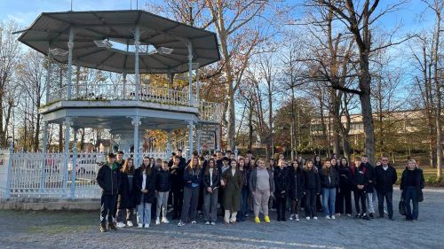 Naslovna fotografija 3