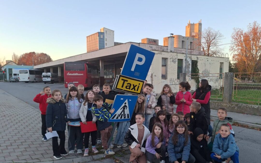 Istraživački posjet autobusnom kolodvoru učenika drugog razreda
