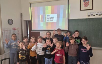 Čitamo slikovnicu – Dječji tjedan u PŠ Sladojevci   
